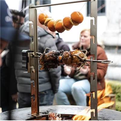 Kit Rôtisserie avec moteur pour Braseros 